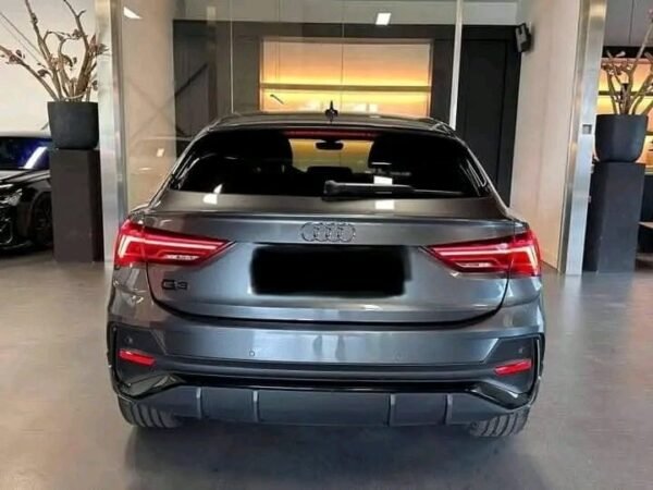 Audi Q3 35 TFSI S-line Sportback – Image 23