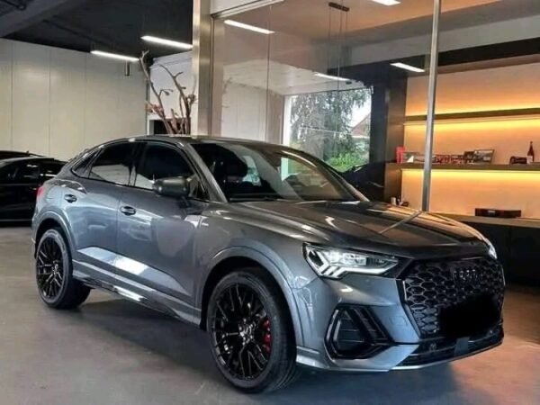 Audi Q3 35 TFSI S-line Sportback – Image 2