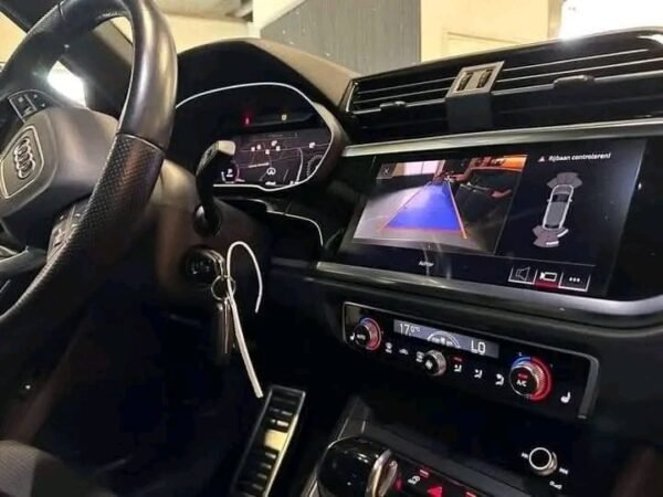 Audi Q3 35 TFSI S-line Sportback – Image 8