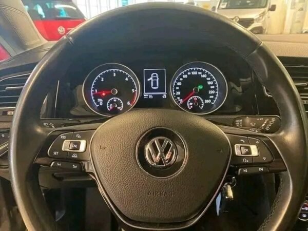 Volkswagen Golf 1.6 – Image 13