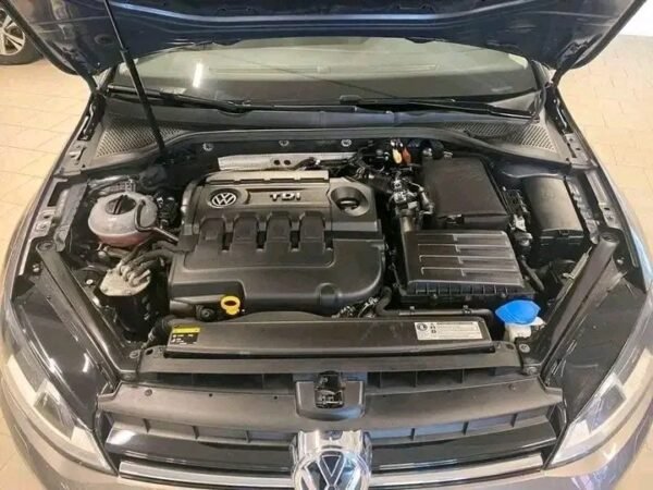 Volkswagen Golf 1.6 – Image 17