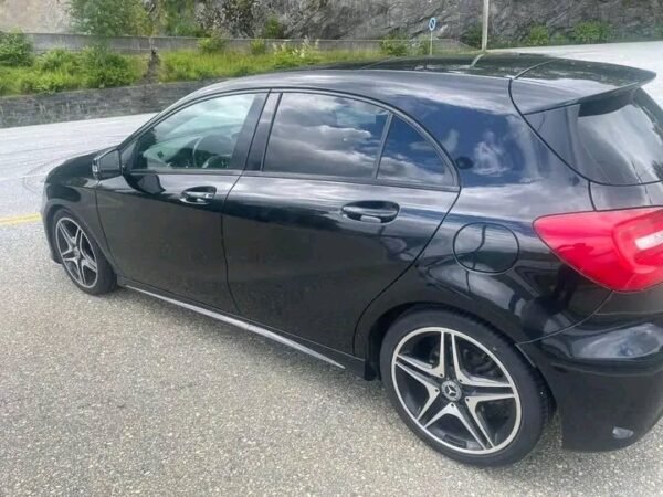 MERCEDES BENZ A-CLASS – Image 15