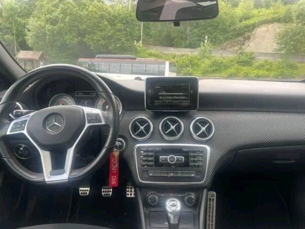 MERCEDES BENZ A-CLASS – Image 7