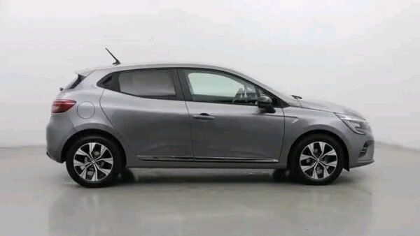 RENAULT CLIO – Image 2