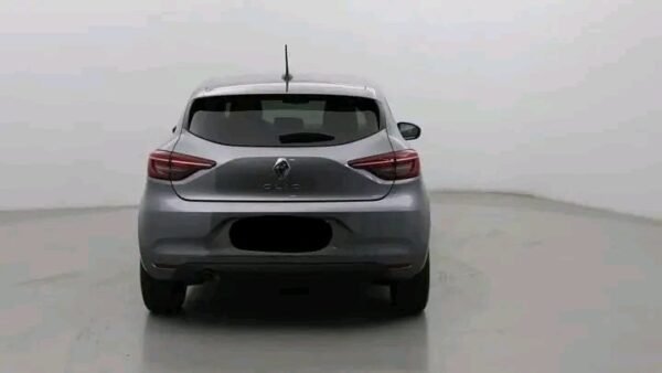 RENAULT CLIO – Image 16