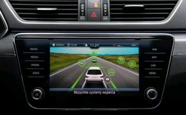 Skoda Superb – Image 33