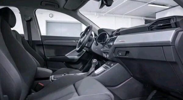 Audi Q3 – Image 13
