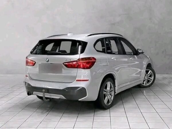 BMW X1 XDRIVE18D - Image 10