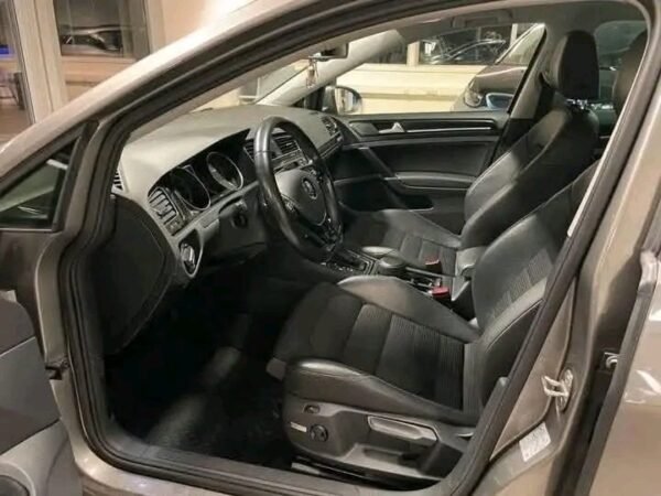 Volkswagen Golf 1.4 – Image 9