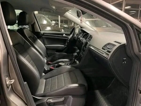 Volkswagen Golf 1.4 – Image 5
