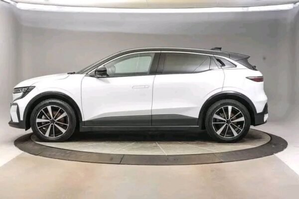 Renault Mégane E-TECH – Image 4