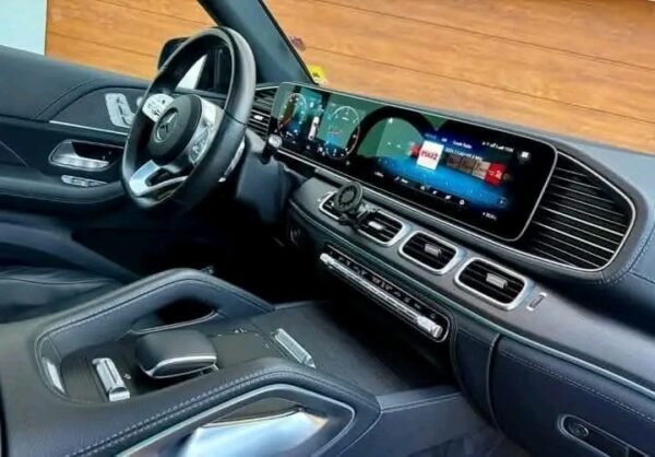 Mercedes-Benz GLE – Image 15
