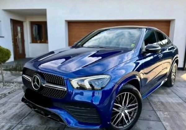 Mercedes-Benz GLE – Image 23