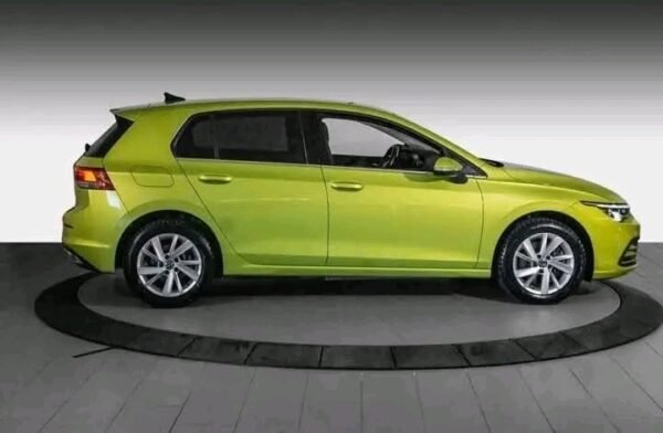 Volkswagen Golf - Image 4