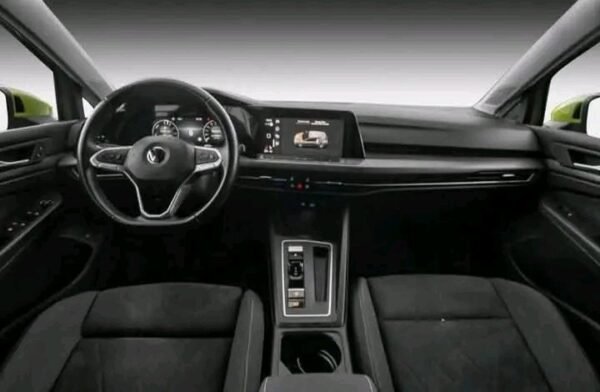 Volkswagen Golf - Image 8