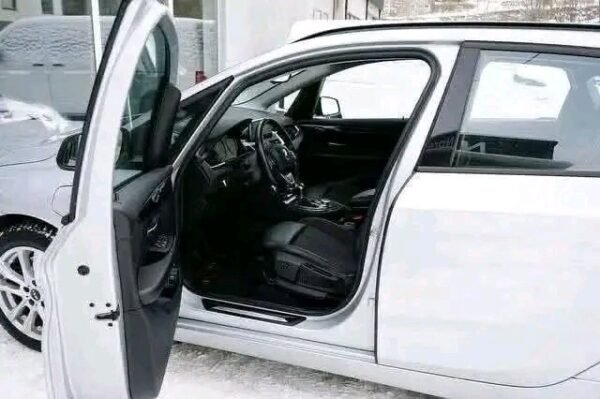 BMW 2 – Image 7