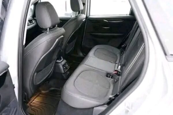 BMW 2 – Image 9