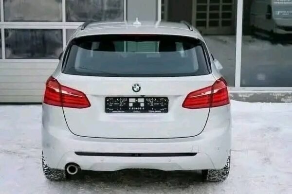 BMW 2 – Image 13