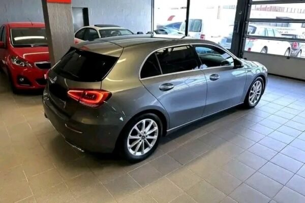 Mercedes-Benz A-Class A180 – Image 14