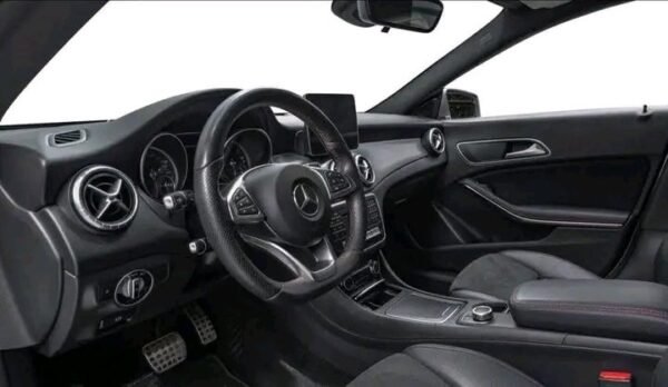 Mercedes-Benz CLA 200 – Image 17