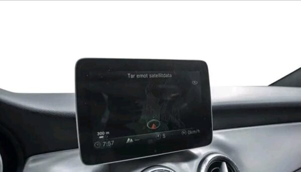 Mercedes-Benz CLA 200 – Image 19