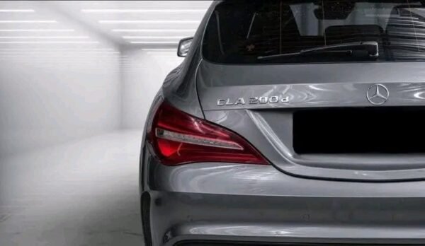 Mercedes-Benz CLA 200 – Image 21