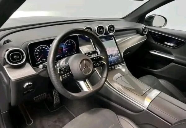 Mercedes-Benz GLC 2.0 – Image 16