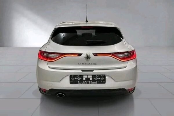Renault Mégane – Image 12