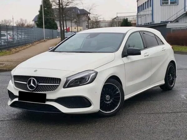 Mercedes-Benz A 200 AMG Line Petrol – Image 2