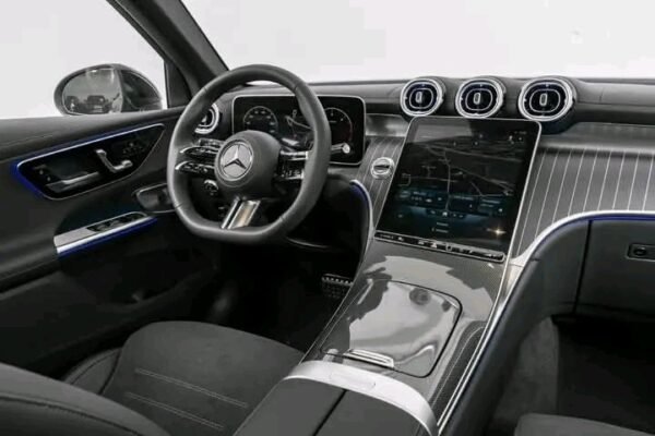 Mercedes-Benz GLC – Image 7