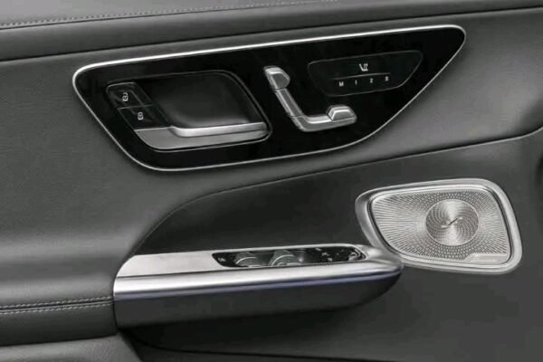 Mercedes-Benz GLC – Image 12