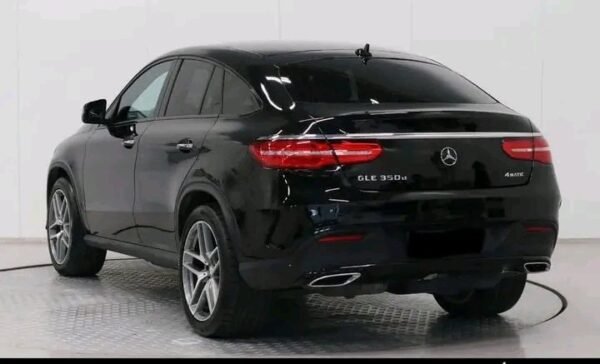 Mercedes-Benz GLE
COUPE 350d – Image 16