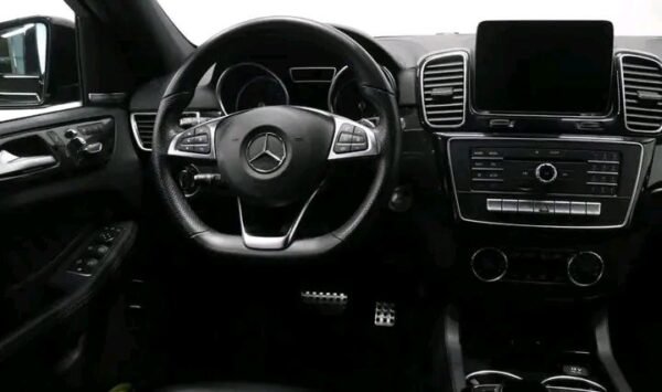 Mercedes-Benz GLE
COUPE 350d – Image 7