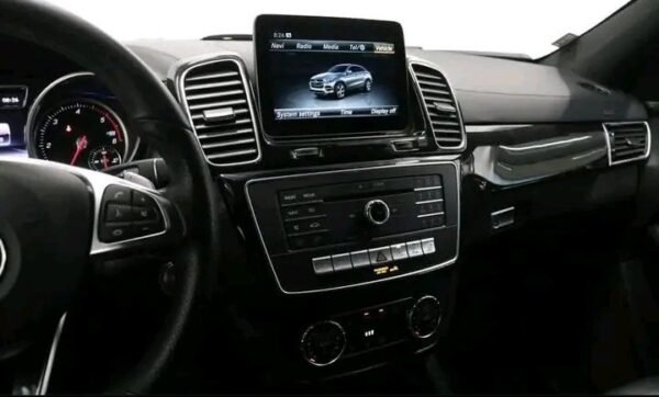 Mercedes-Benz GLE
COUPE 350d – Image 4