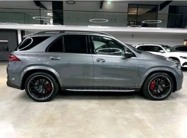 Mercedes-Benz GLE 63 S AMG – Image 21
