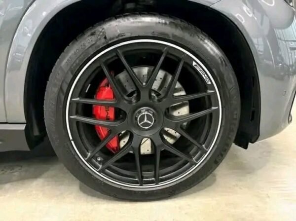 Mercedes-Benz GLE 63 S AMG – Image 18