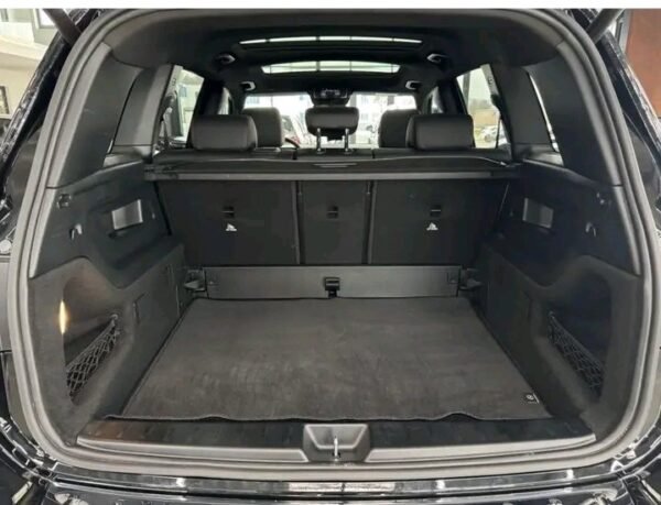 Mercedes-Benz GLB 200 AMG – Image 14