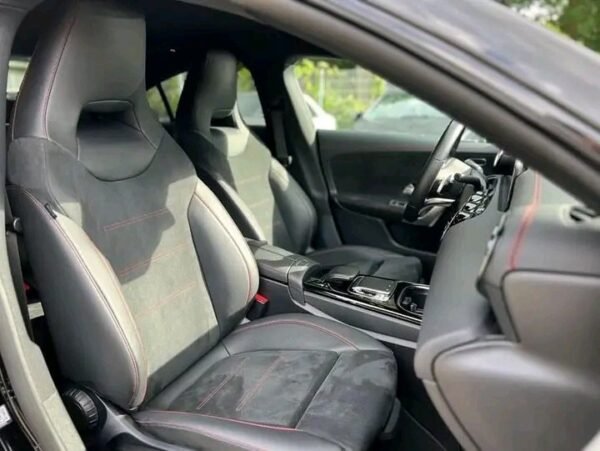 Mercedes-Benz CLA 200d*AMG-LINE – Image 12