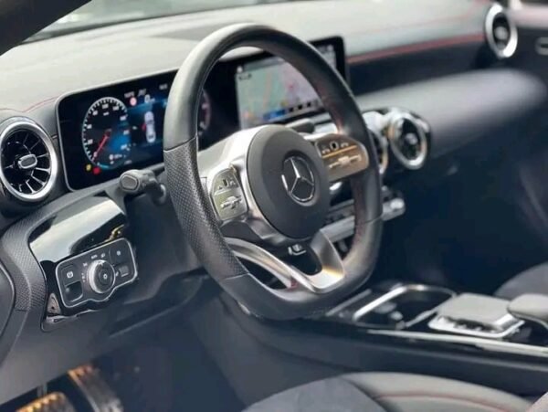 Mercedes-Benz CLA 200d*AMG-LINE – Image 9