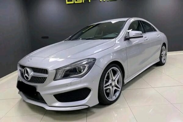 Mercedes CLA 180D - Image 2