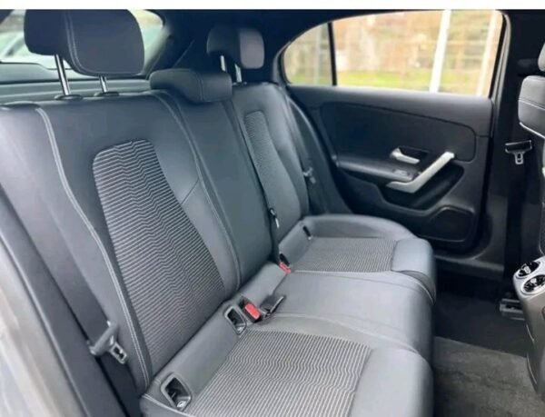 Mercedes-Benz A – Image 10