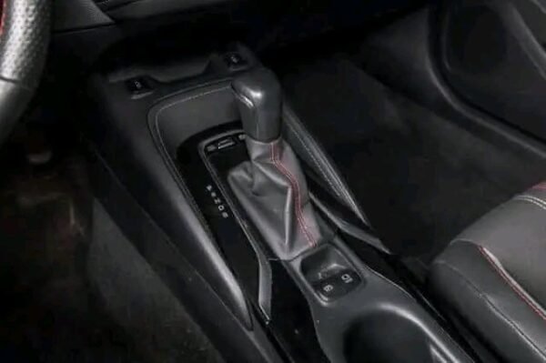 Toyota Corolla GR SPORT – Image 13