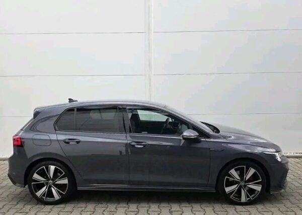 Volkswagen Golf VIII – Image 16
