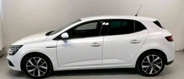 Renault Megane – Image 6