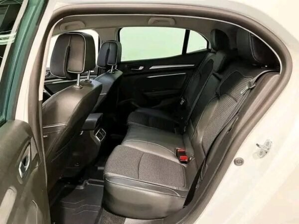 Renault Megane – Image 2