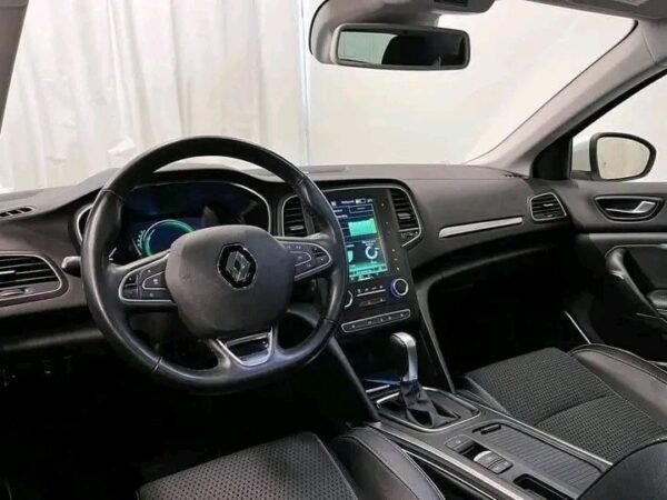 Renault Megane – Image 7