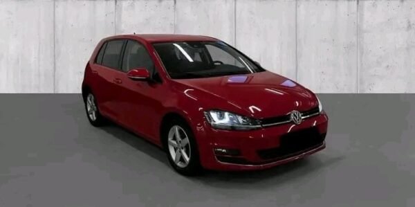 Volkswagen Golf - Image 17