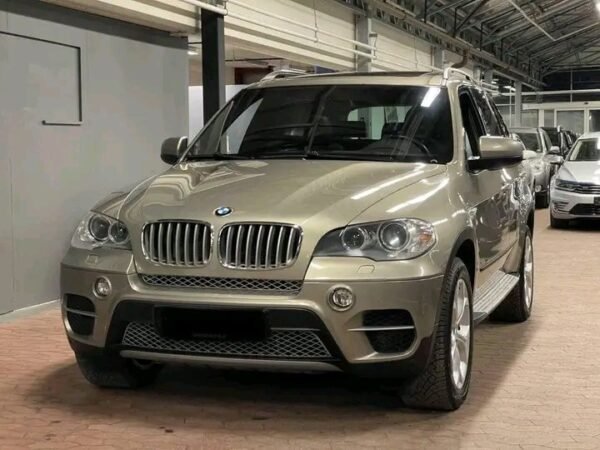 BMW X5 - Image 13