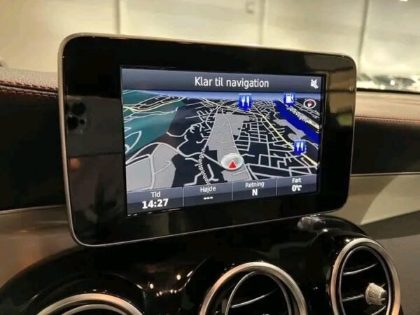 Mercedes-Benz GLC – Image 13