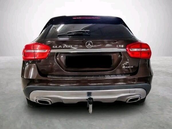 Mercedes-Benz GLA – Image 7